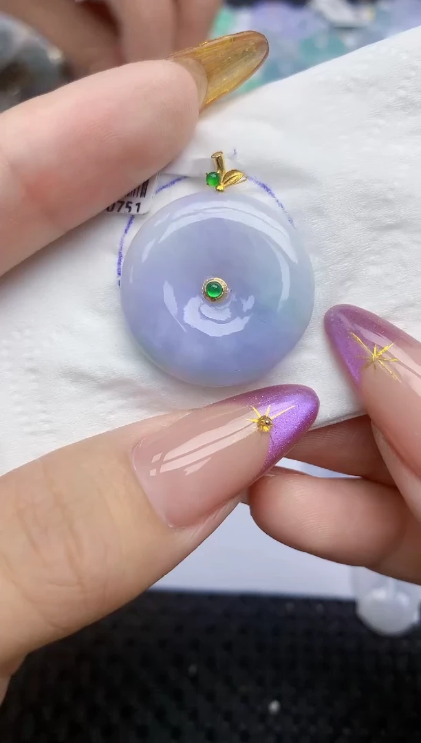 翡翠18K金镶嵌颈饰68   天然翡翠A货  百元以上9米证书费自理