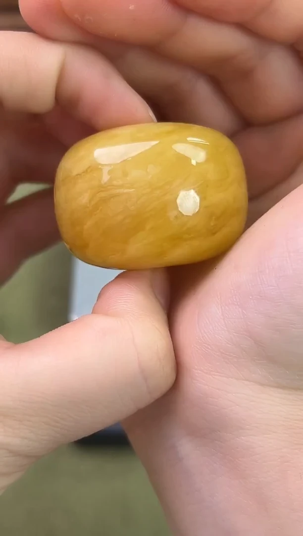 裸石琥珀未镶嵌琥珀蜜蜡吊坠