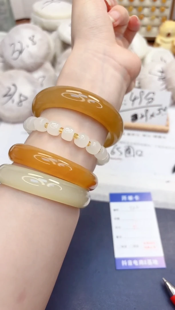 石英质玉手镯未镶嵌222-财气镯-圈口61