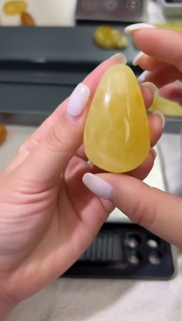 裸石琥珀未镶嵌琥珀蜜蜡吊坠