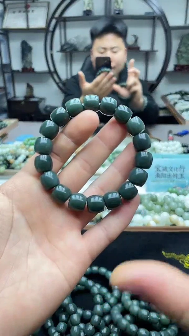 未镶嵌手串和田玉纯天然新疆且末青玉蓝调12直切