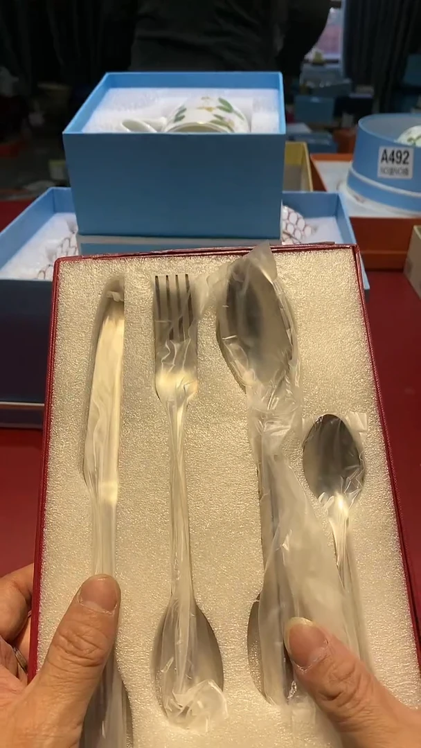 【闪购商品】瓷片00000000000000