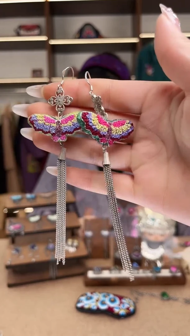 织绣1756黔东南苗族刺绣