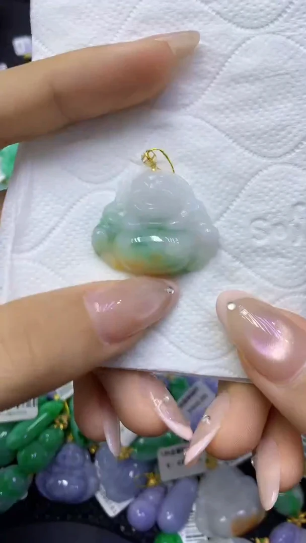 颈饰18K金镶嵌翡翠天然缅甸翡翠A货