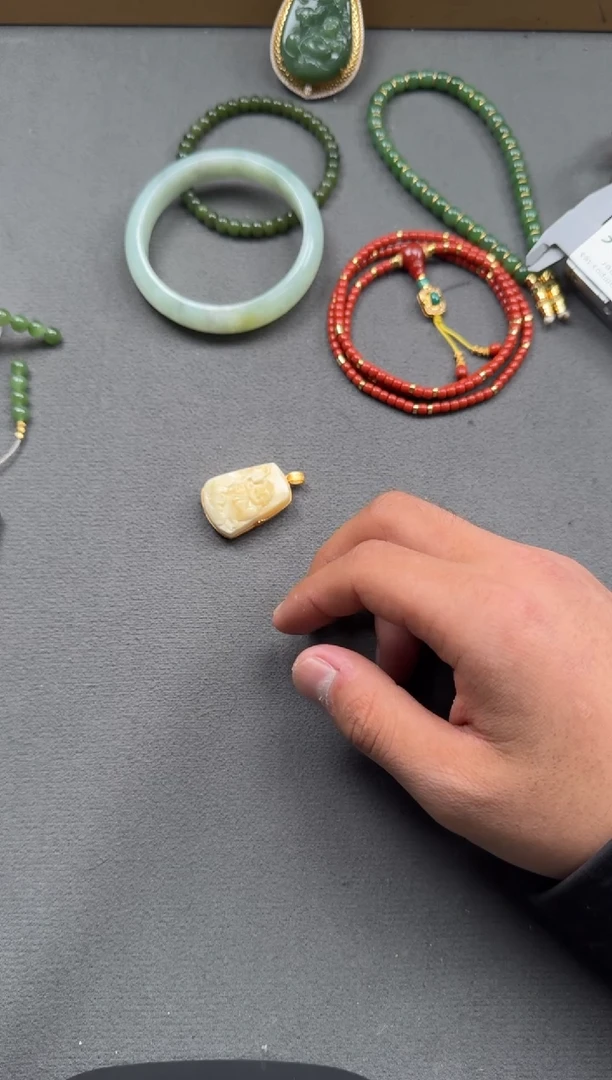 【闪购商品】翡翠手镯未镶嵌手串手串