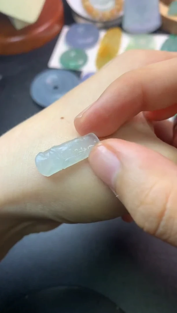 定制翡翠未镶嵌毛货