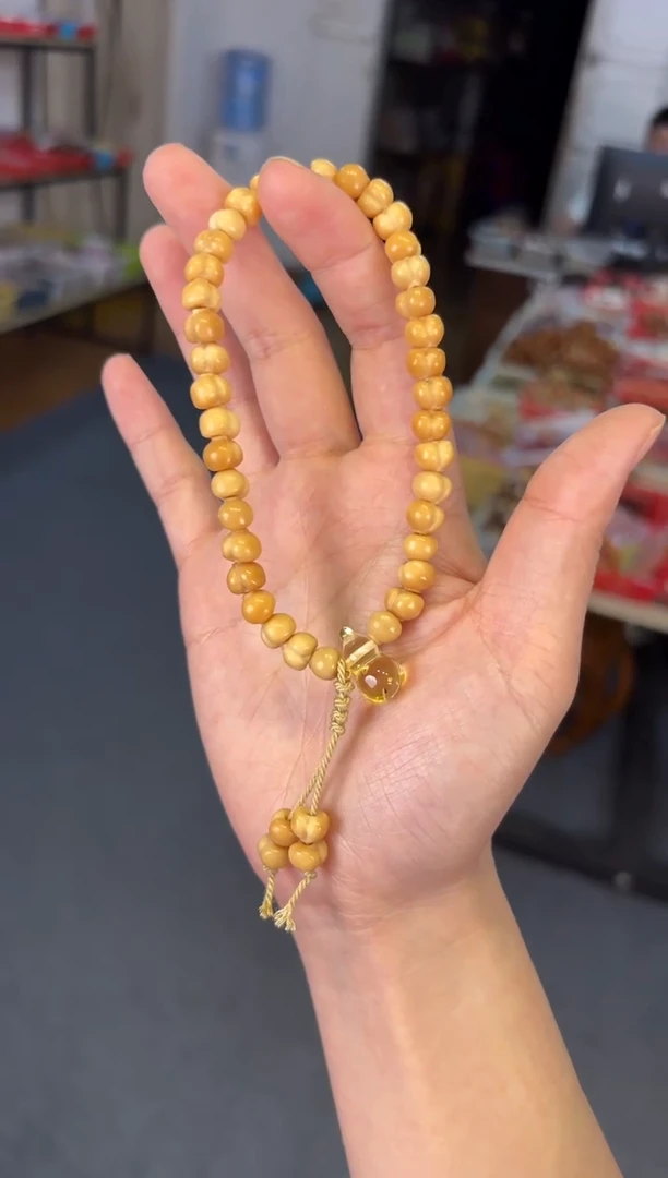 手链蜜蜡未镶嵌    8mm龙脊屁桃【蜜蜡】手持