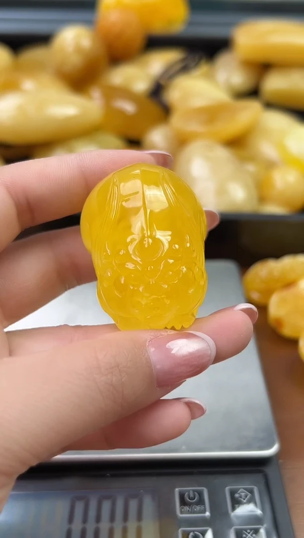 未镶嵌蜜蜡裸石琥珀蜜蜡吊坠