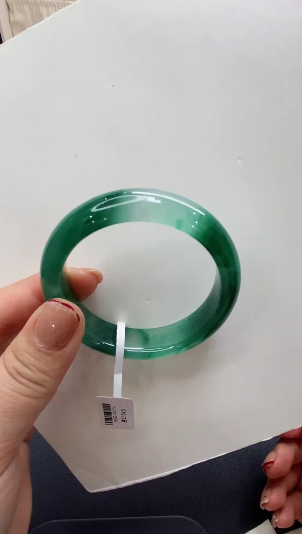 【闪购商品】石英质玉手镯未镶嵌64