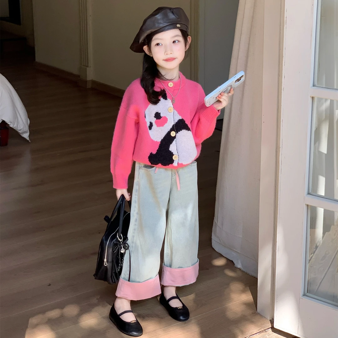 韩系女童2025秋冬洋气百搭可爱小熊猫加厚毛衣开衫女宝拼色直筒裤