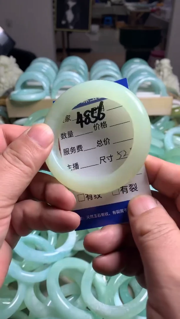 【闪购商品】蛇纹石玉手镯未镶嵌4856