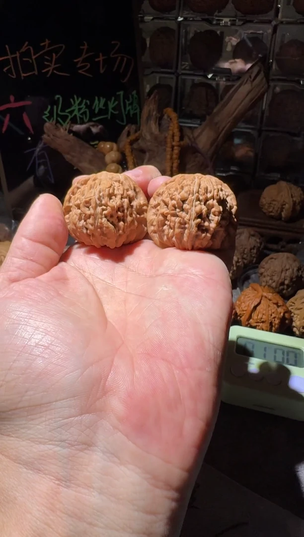把件文玩核桃红*鱼43四座楼