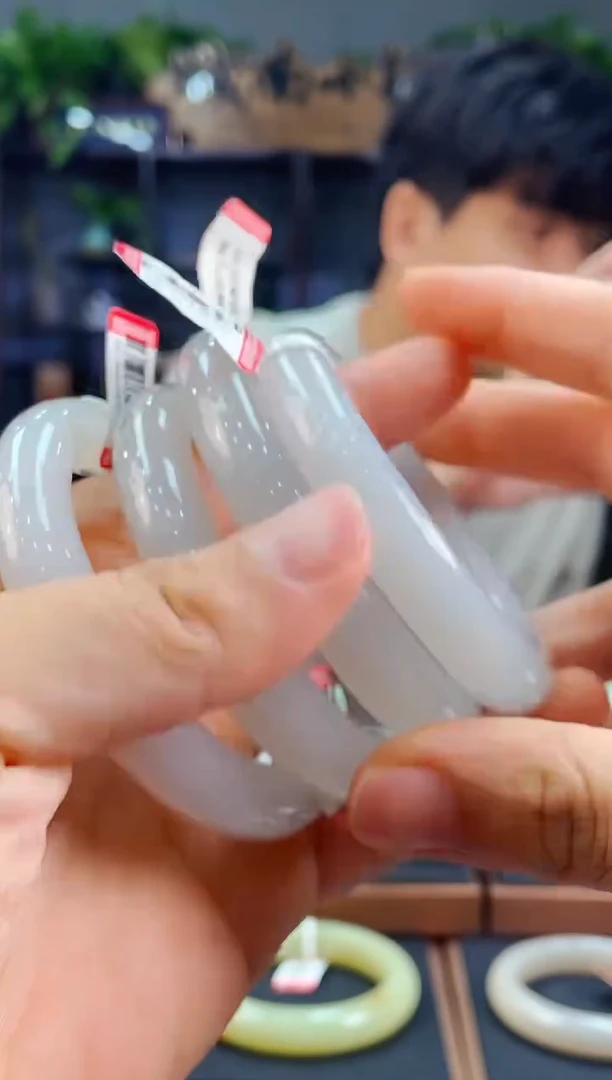 和田玉手镯未镶嵌冰烟紫55-59多样性发一