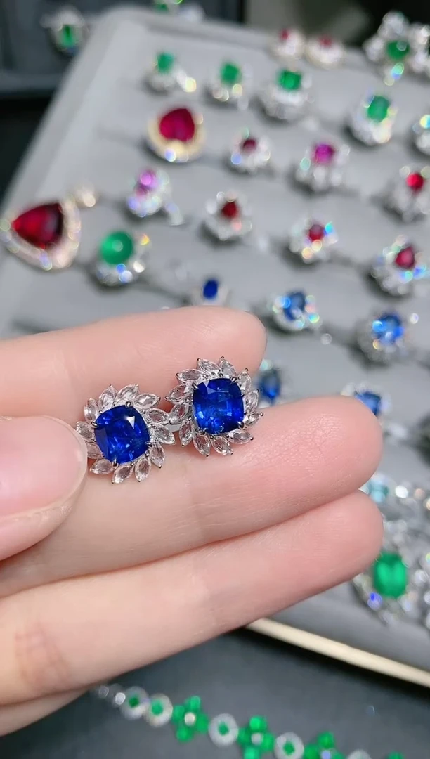 18K金耳饰蓝宝石18K金镶嵌书*.