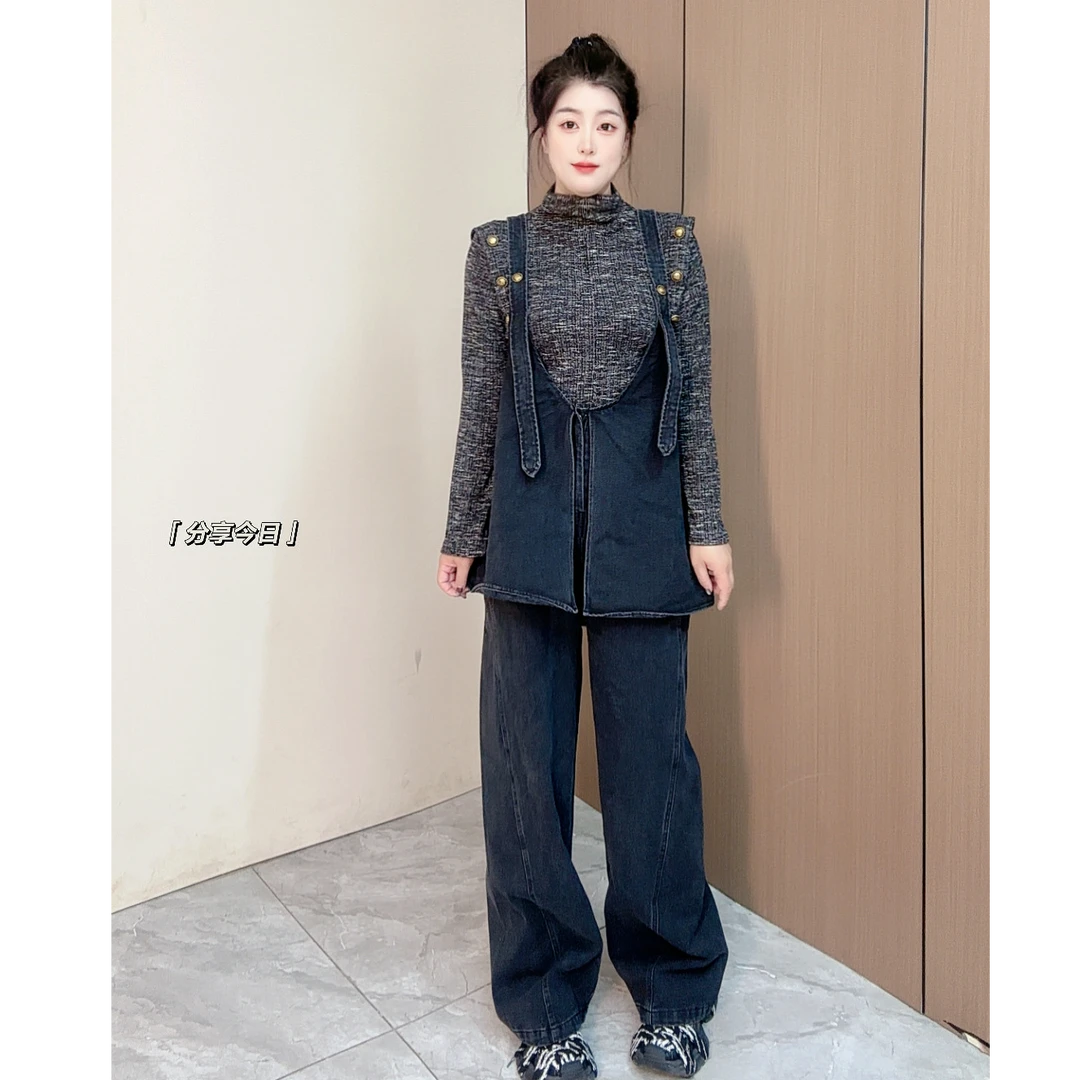 大码女装秋季显瘦复古宽松牛仔背带裤两件套微胖mm必备