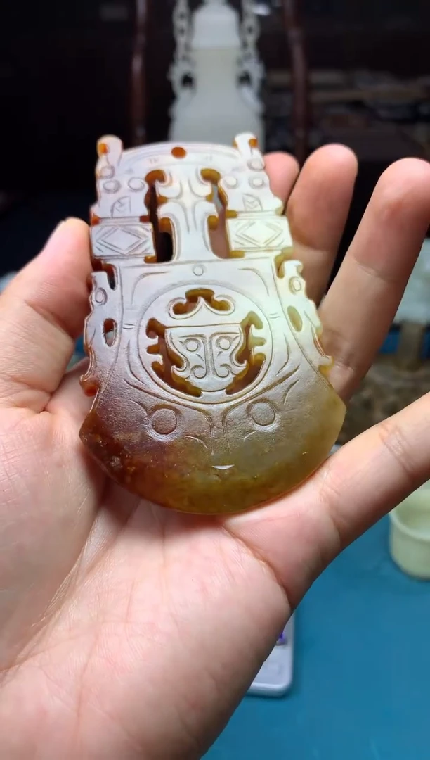 颈饰未镶嵌和田玉1
