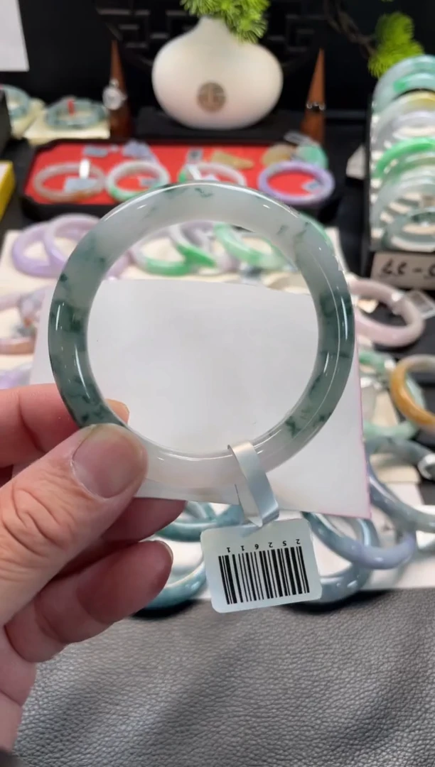 未镶嵌手镯翡翠118号 57圆条