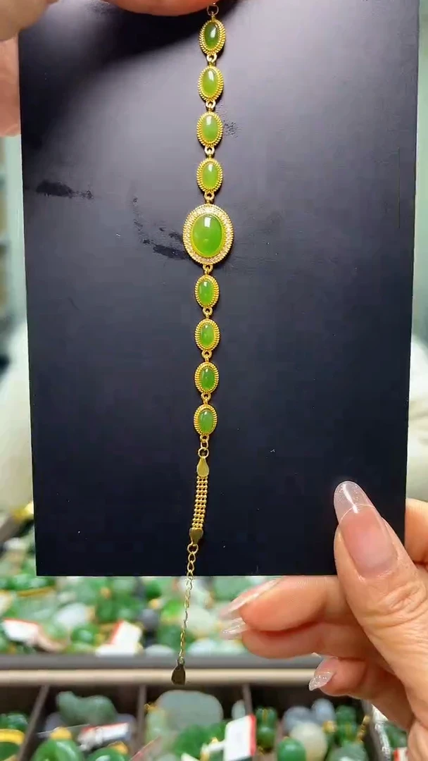 颈饰银S925镶嵌和田玉（多样性发货.发其一)12.13.127