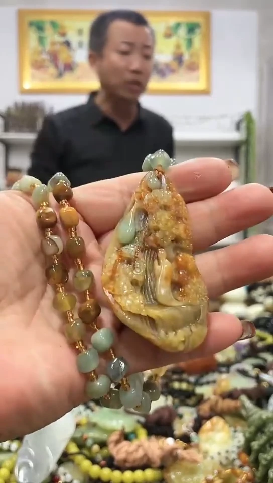 未镶嵌岫玉挂件