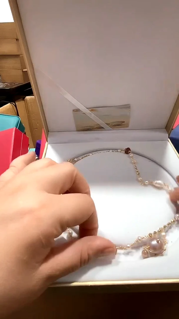 石英石铁合金凌*精美手手链链一个