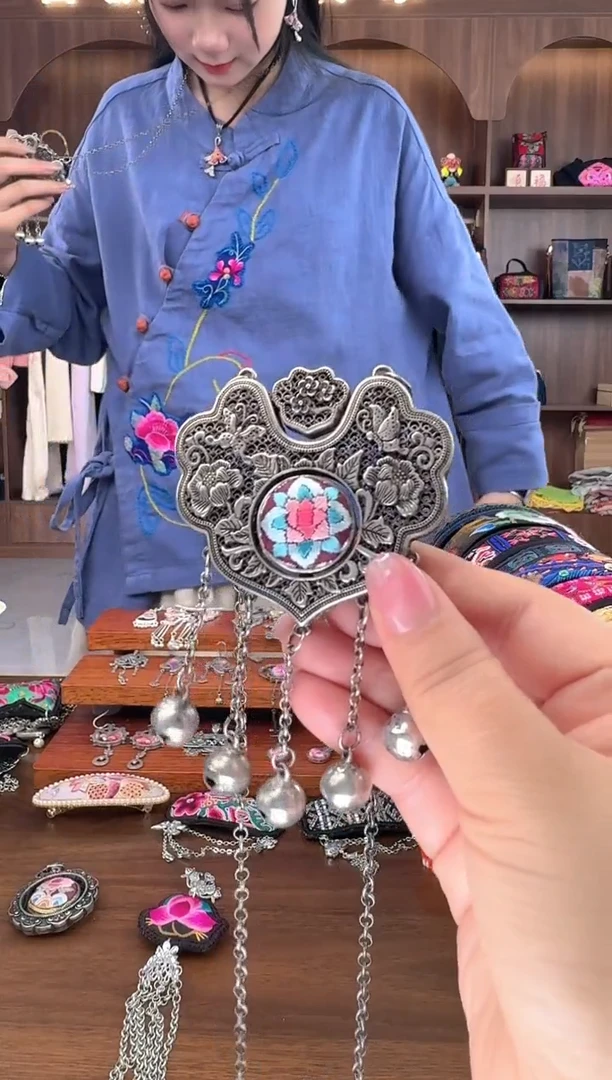 织绣扶光苗绣传承36