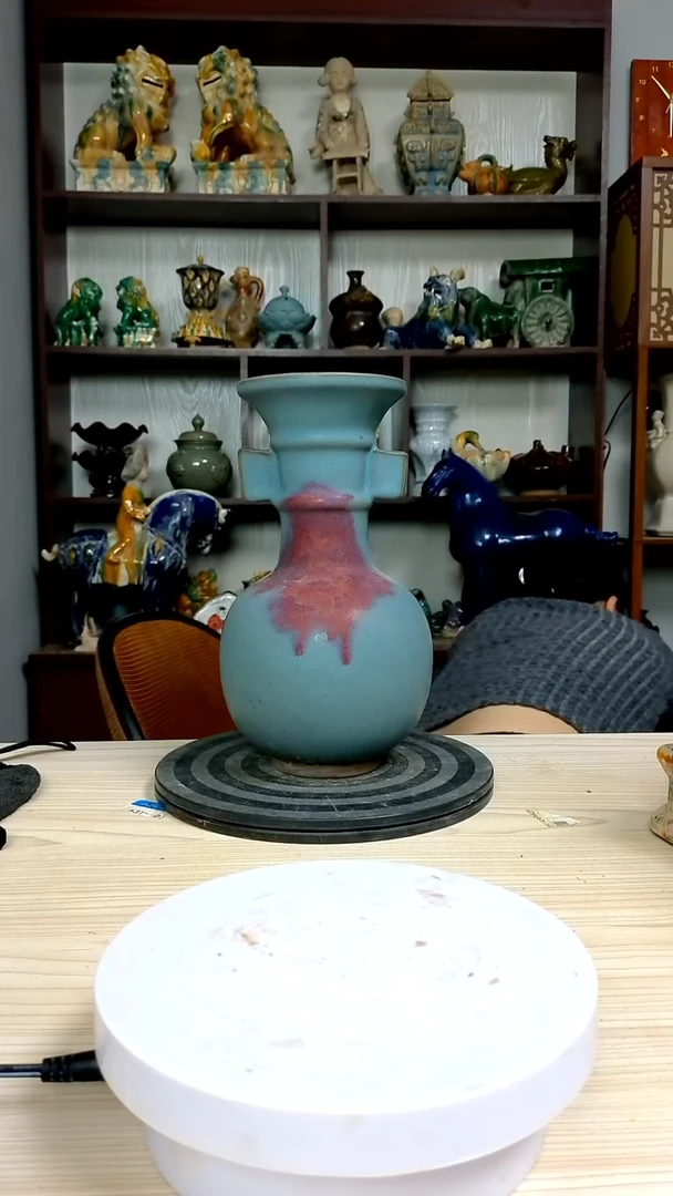 经典精美复古风格瓷器