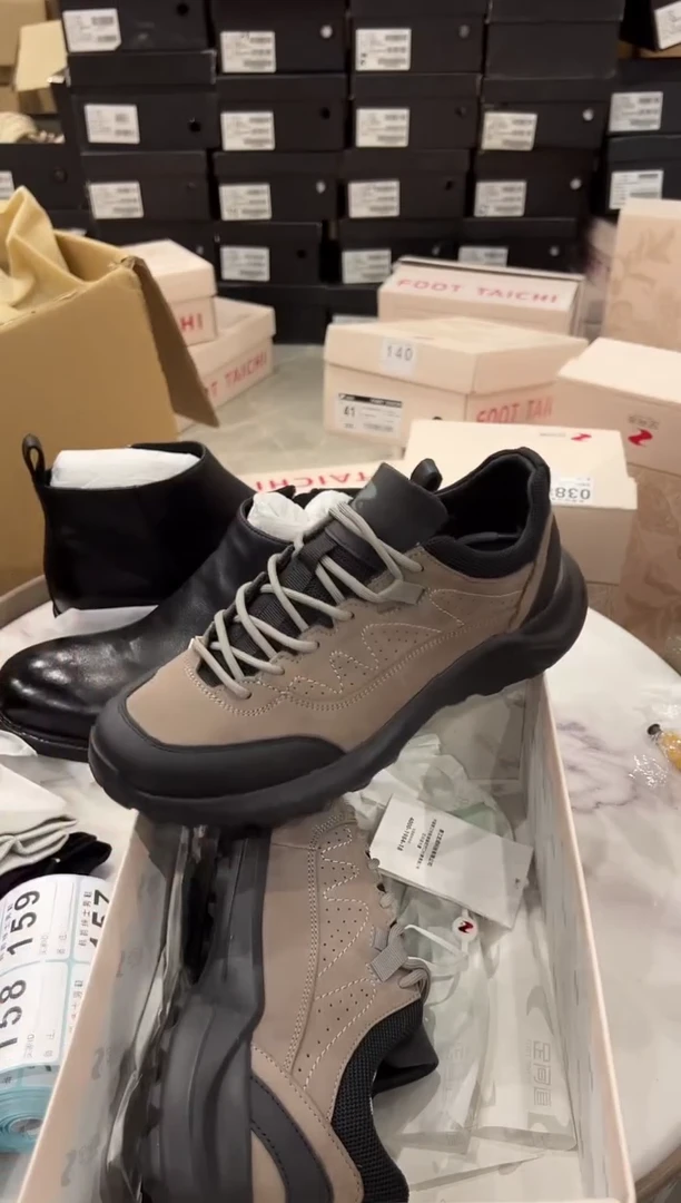 头层牛皮韩爵绅士男包编码143