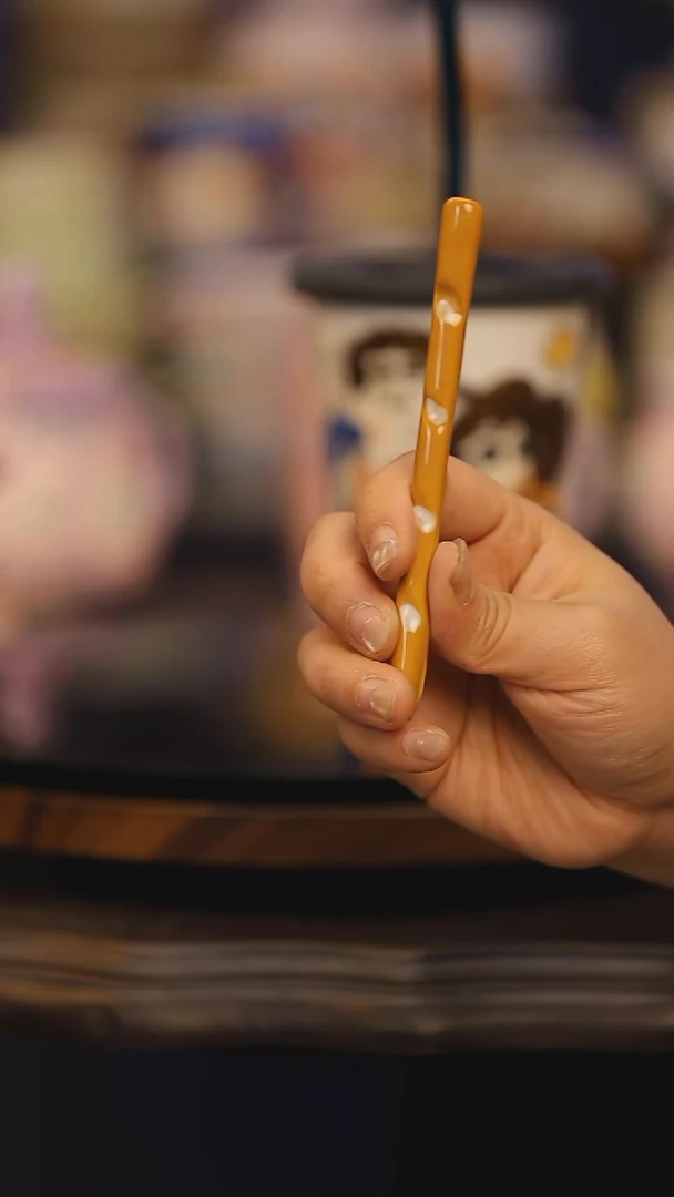 【闪购商品】摆件景德镇釉下彩绘设计师款式陶瓷