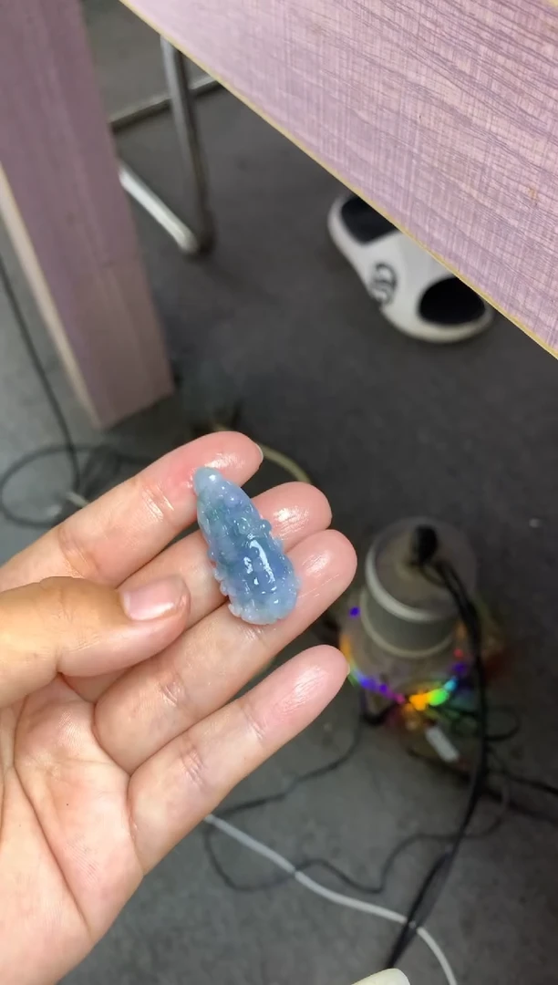 定制翡翠未镶嵌毛货