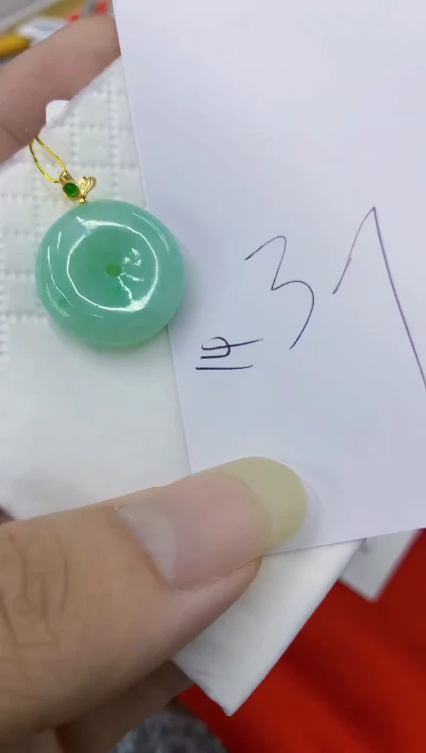 翡翠未镶嵌颈饰11111111111