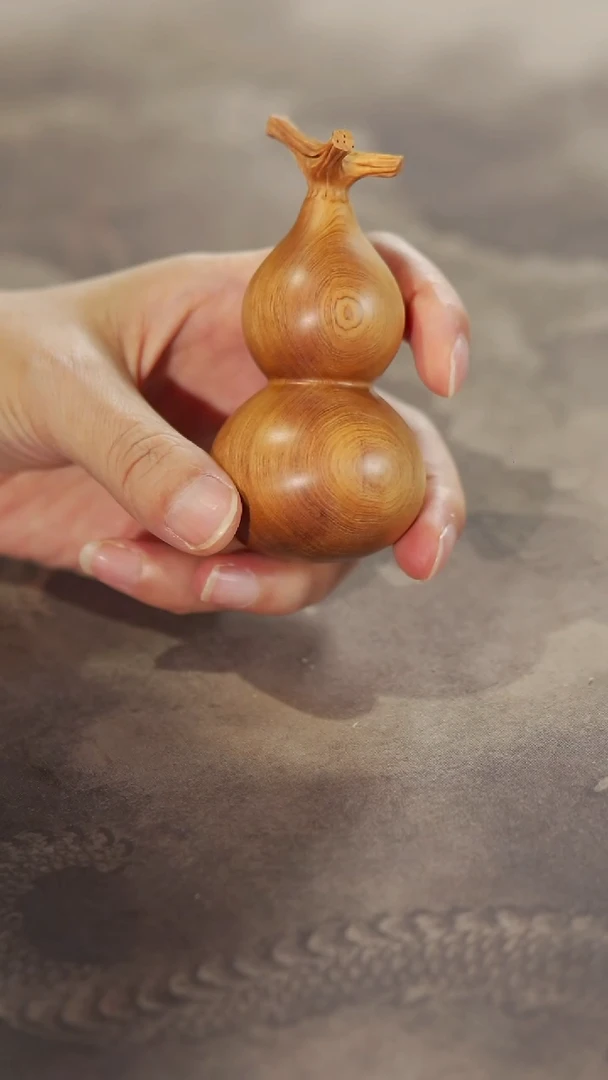 柏木（崖柏）102陈化雷击料葫芦