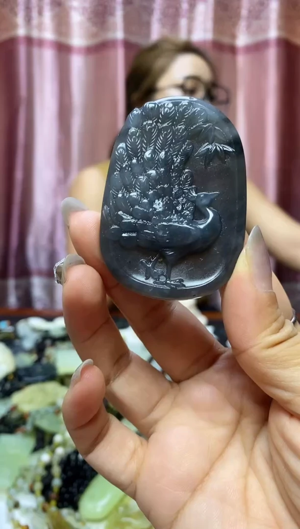 岫玉未镶嵌挂件