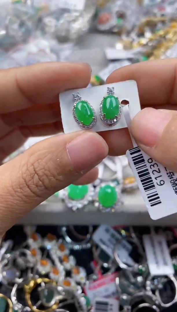 银S925镶嵌戒指翡翠888     6