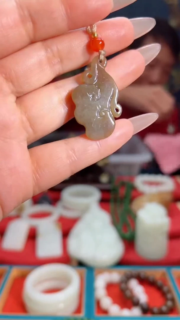 【闪购商品】和田玉吊坠未镶嵌1