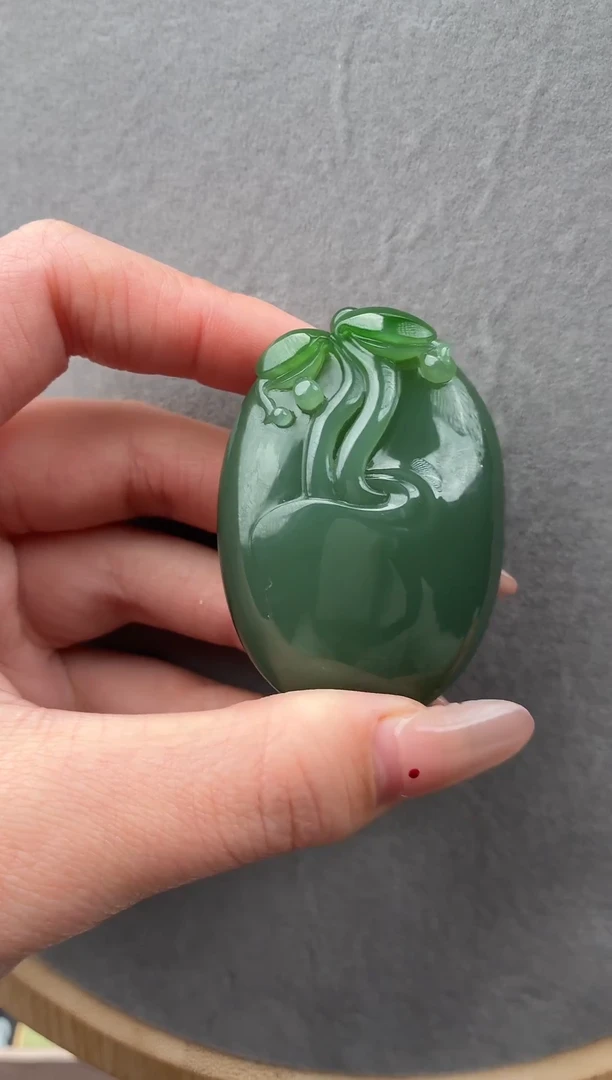 未镶嵌和田玉挂件