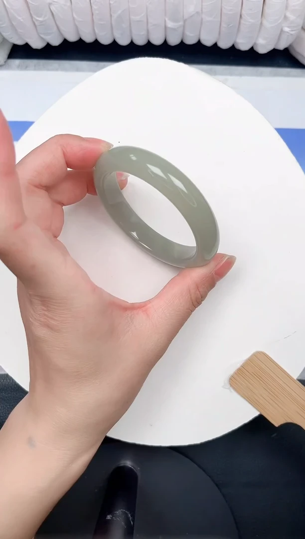 未镶嵌手镯石英质玉1-57