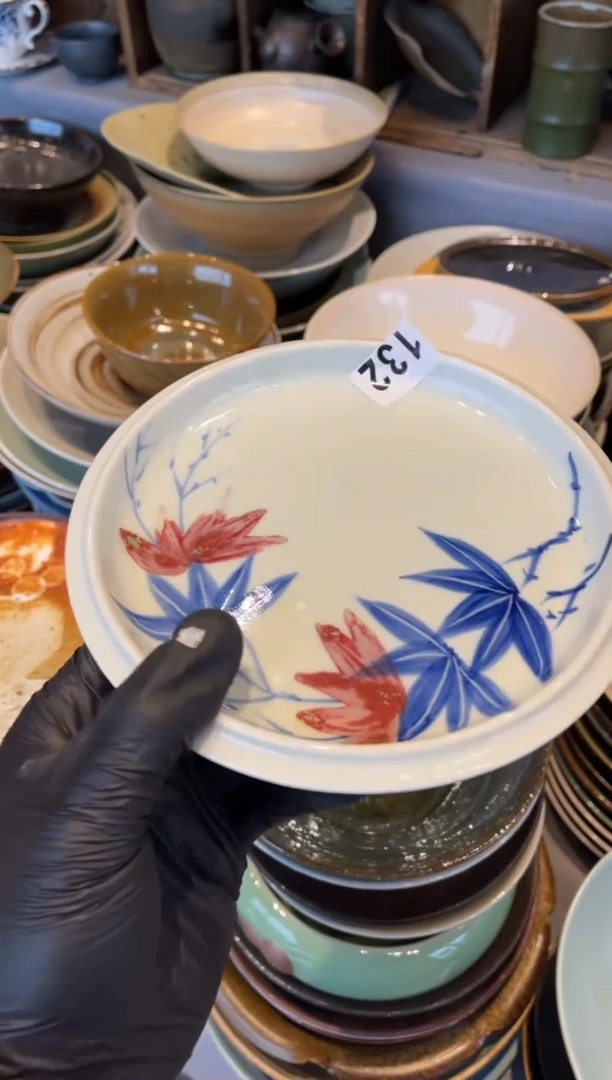 【闪购商品】瓷片132微瑕手绘枫叶立口厚边盘