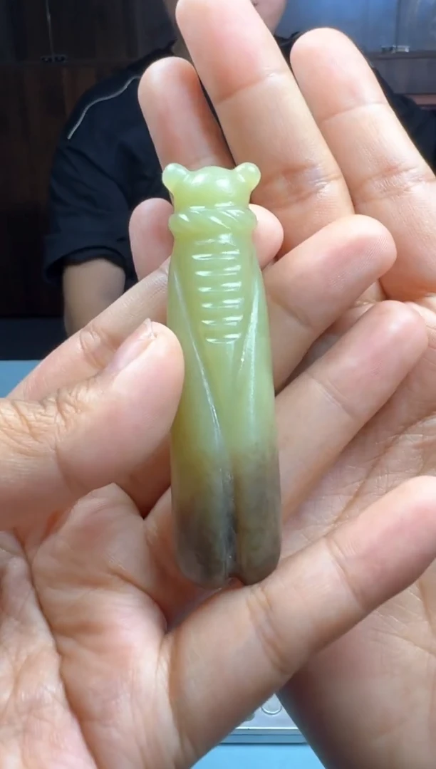 和田玉未镶嵌颈饰1