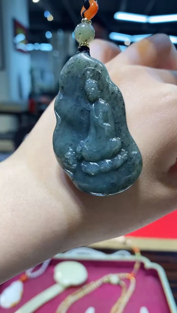 【闪购商品】和田玉挂件未镶嵌墨绿持莲观音多样发发一件