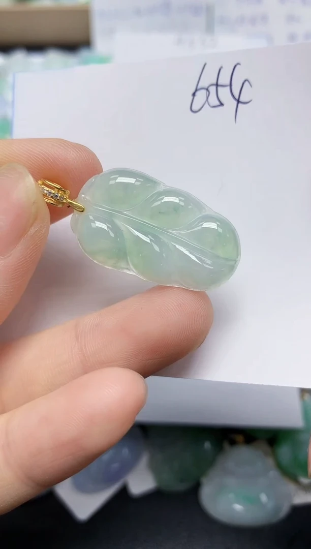 翡翠未镶嵌颈饰天然缅甸翡翠A货