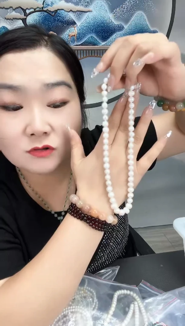 石英质玉巴洛克真珠项链未镶嵌巴洛克真珠项链