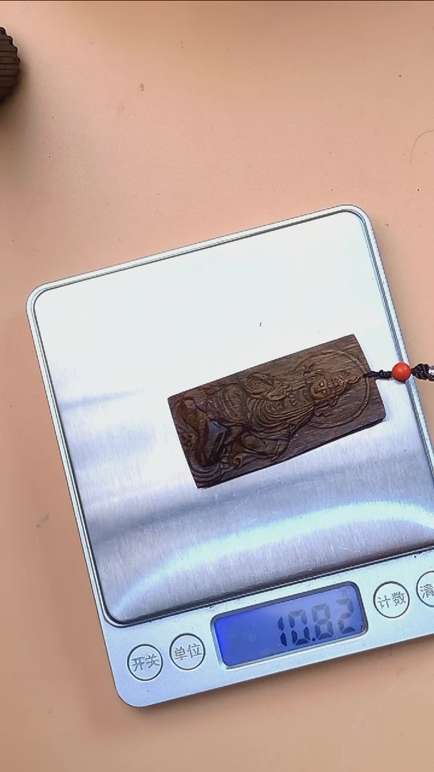 沉香吊坠老惠安红土沉水观音吊坠    03247
