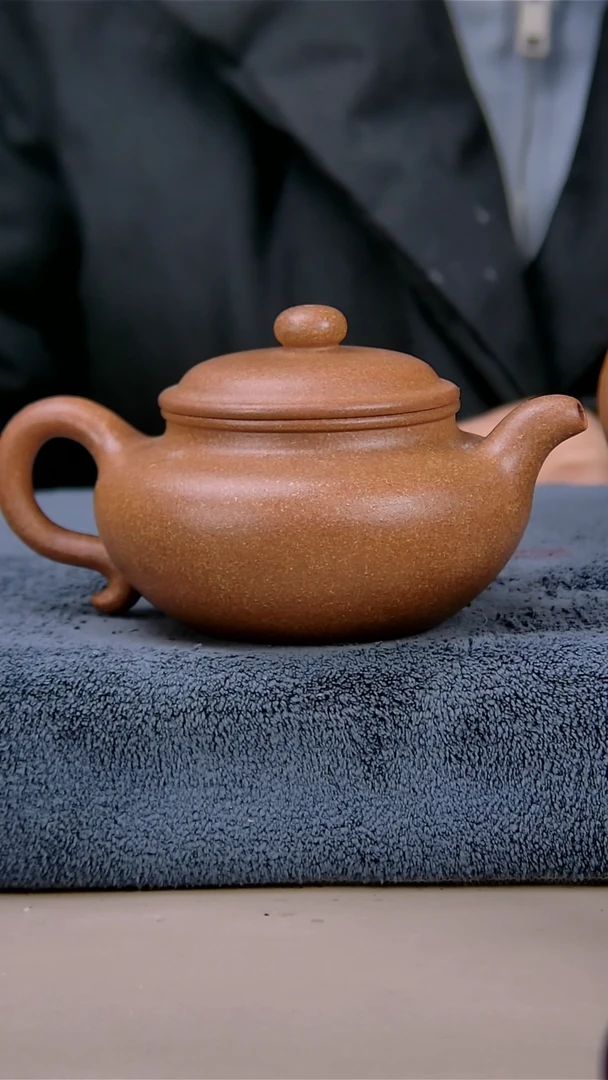 【闪购商品】紫砂茶壶240仿古红降坡