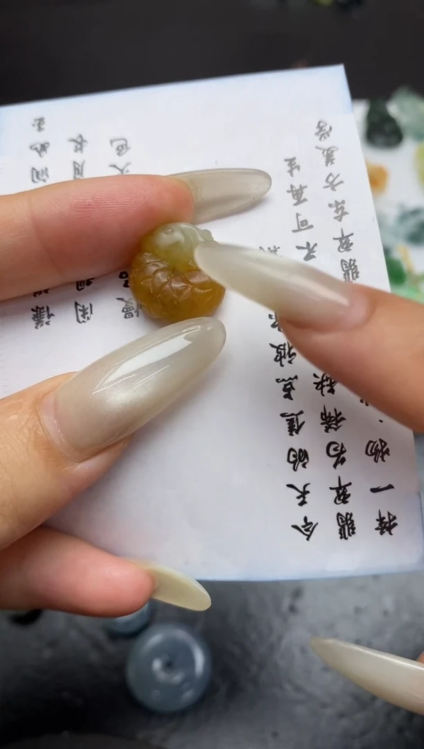 定制翡翠未镶嵌翡翠毛货~