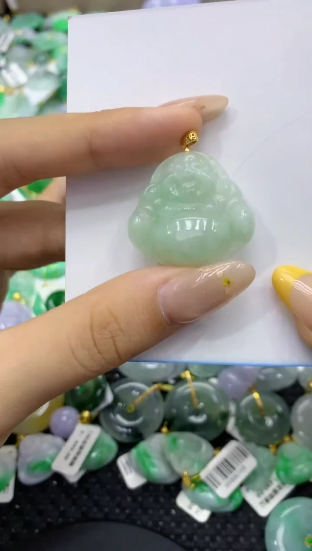 颈饰未镶嵌翡翠天然缅甸翡翠A货
