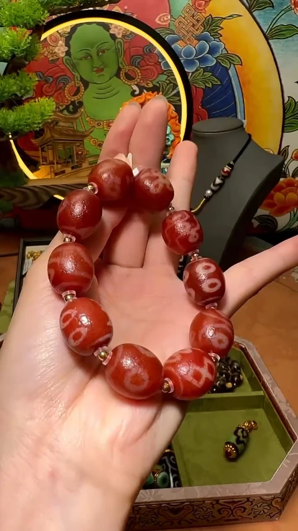 18K金镶嵌手串玛瑙/玉髓（覆膜）手串