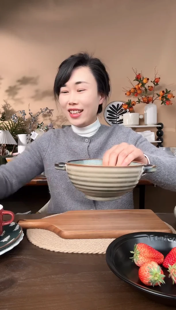 【闪购商品】瓷片6英寸窑变螺纹双耳碗微瑕