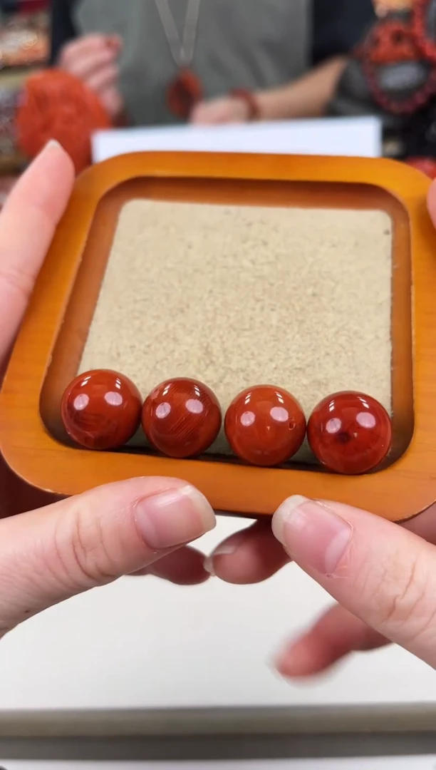 未镶嵌瓦西单珠17+（微瑕）南红玛瑙（多样式发其一）