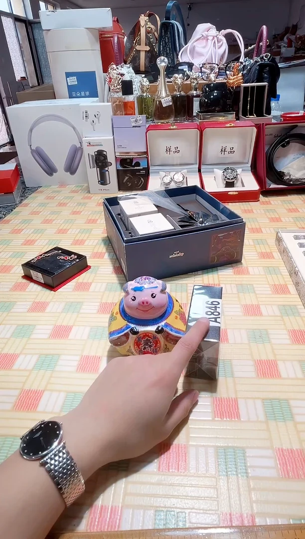 瓷片瓷器 库房到期 全部地板价@@1