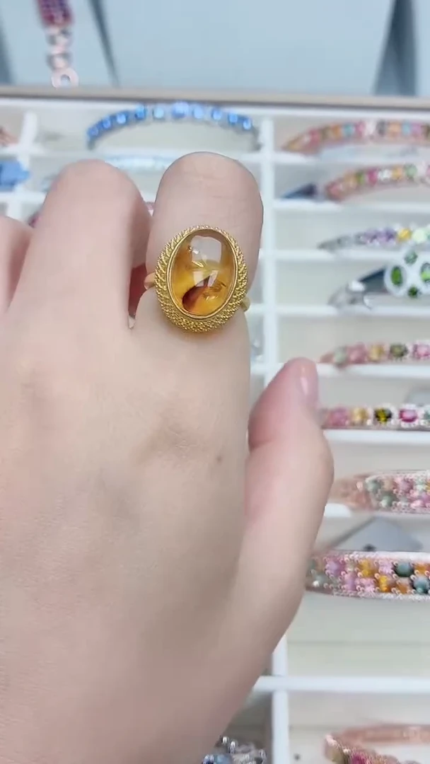 银S925镶嵌琥珀戒指257ZB1107产品一个